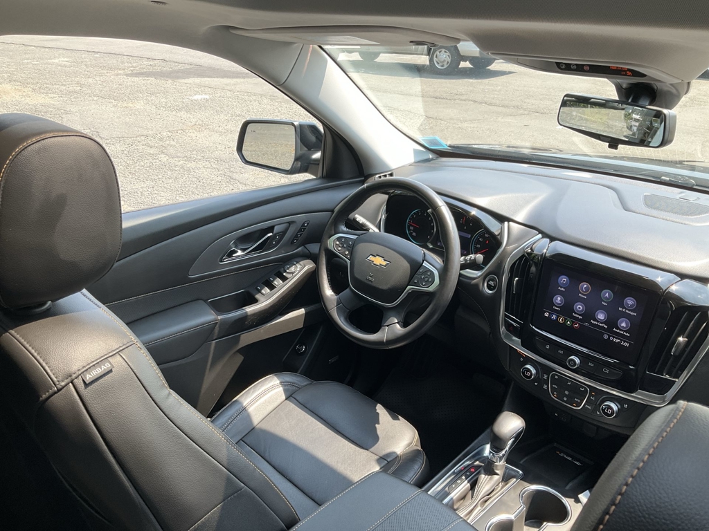 2021 Chevrolet Traverse Premier 17