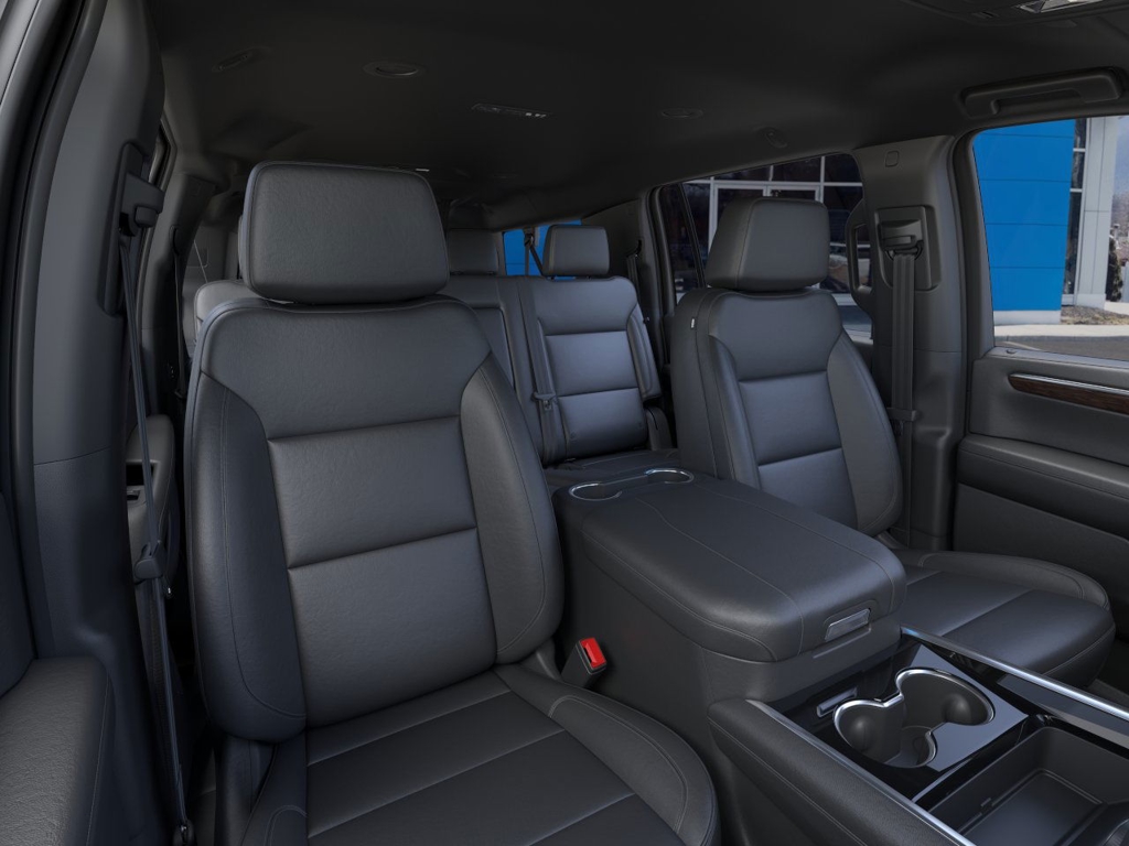 2025 Chevrolet Suburban LT 16