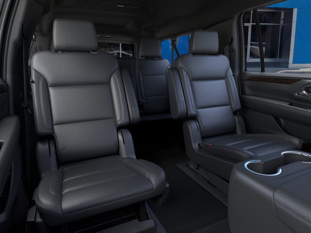 2024 Chevrolet Suburban LT 17