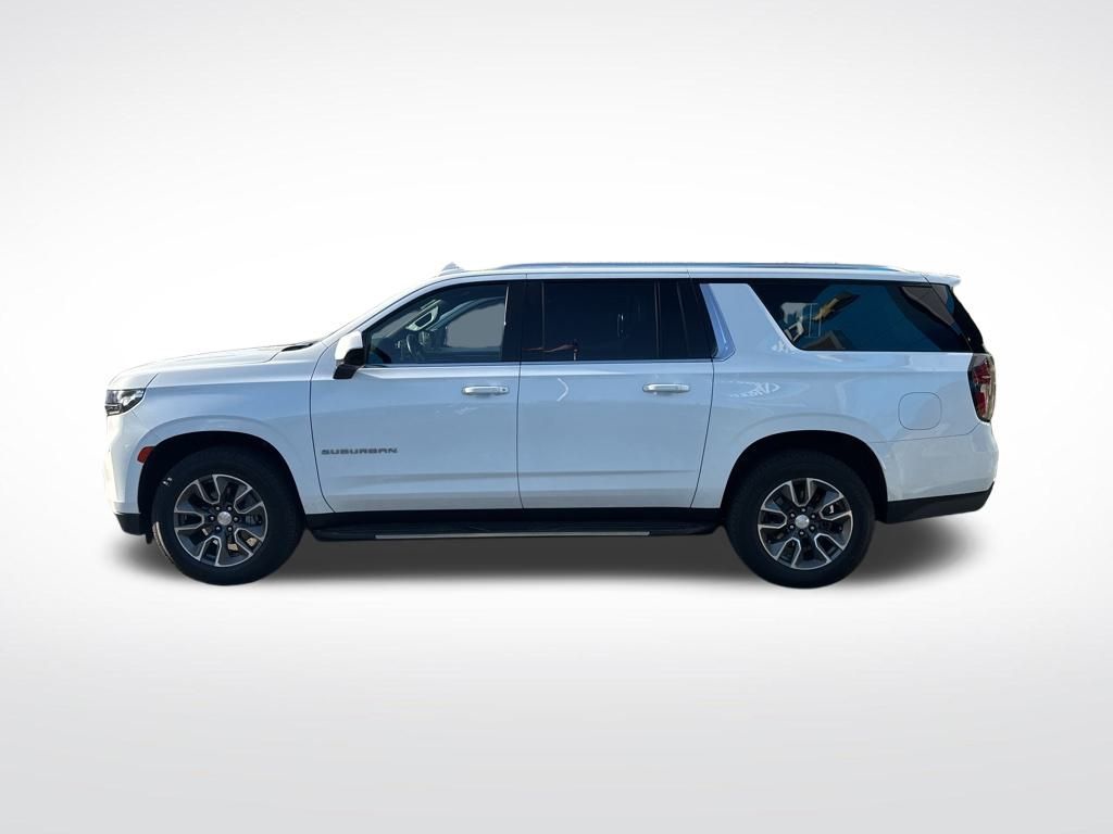 2021 Chevrolet Suburban LT photo