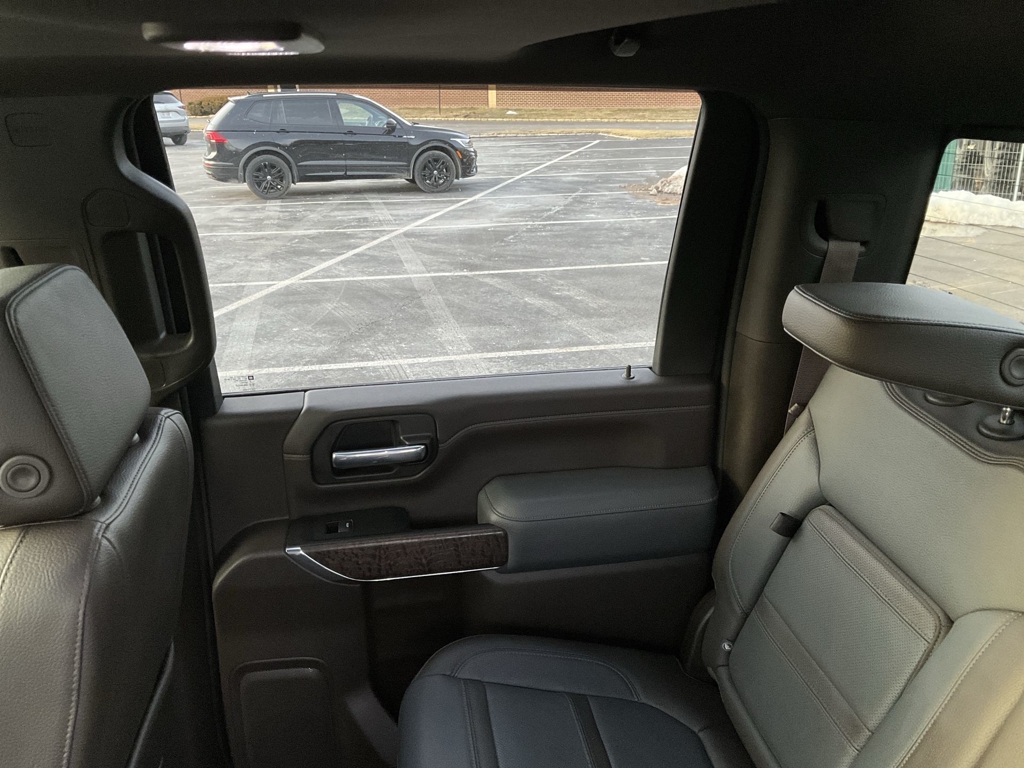 2022 GMC Sierra 2500HD Denali photo