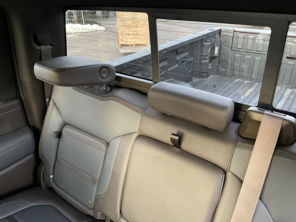 2022 GMC Sierra 2500HD Denali photo