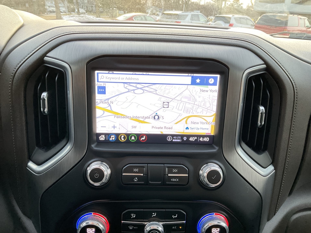 2022 GMC Sierra 2500HD Denali photo