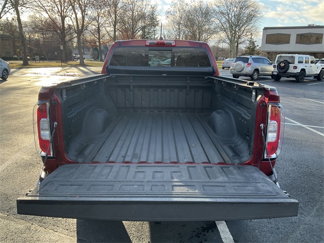 2017 GMC Canyon SLT 31