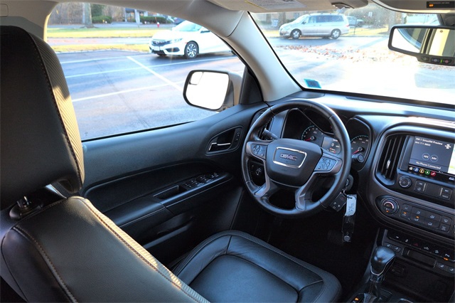 2022 GMC Canyon AT4 w/Leather 17