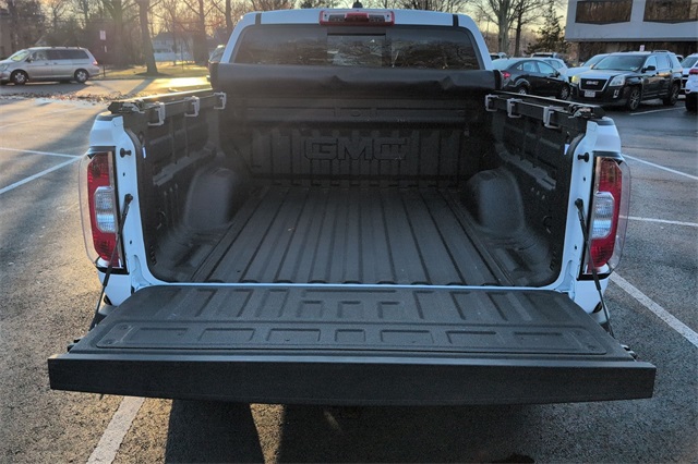 2022 GMC Canyon AT4 w/Leather 32