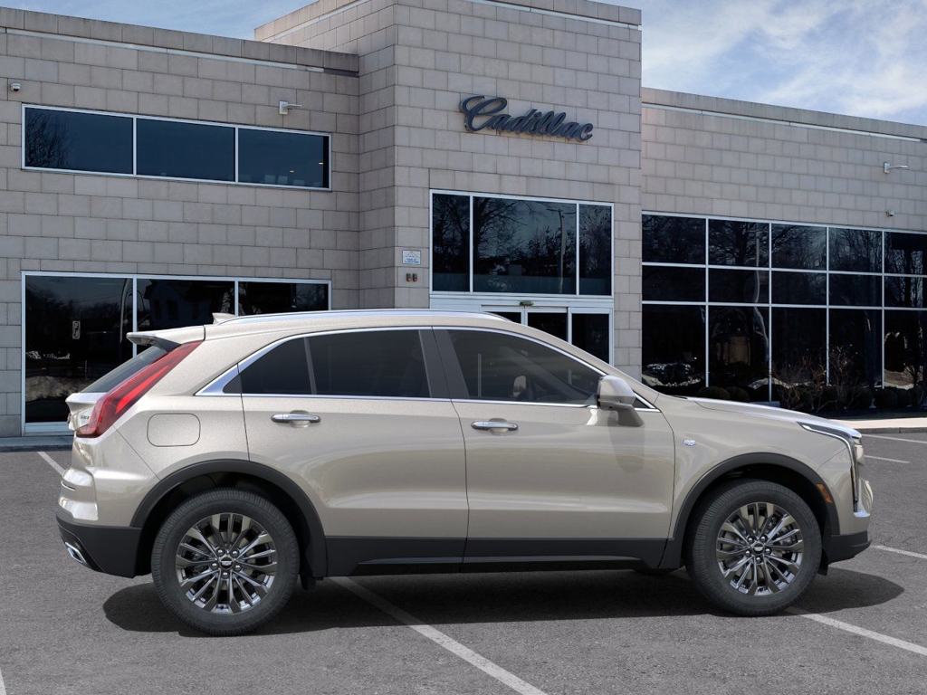 2025 Cadillac XT4 Premium Luxury 5