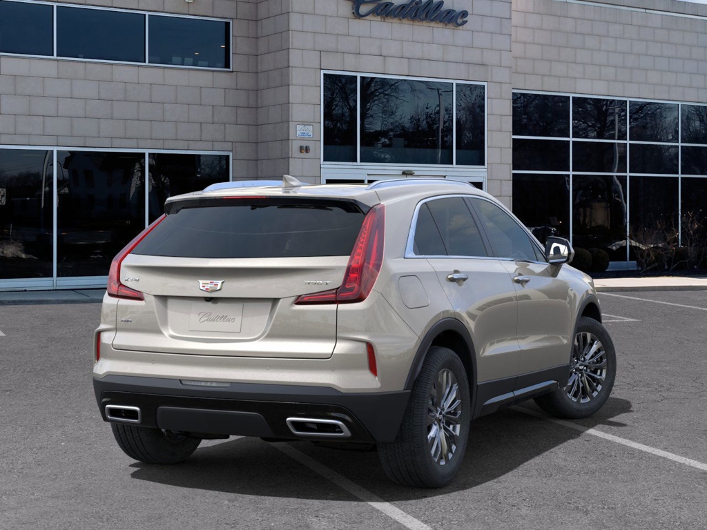 2025 Cadillac XT4 Premium Luxury 4