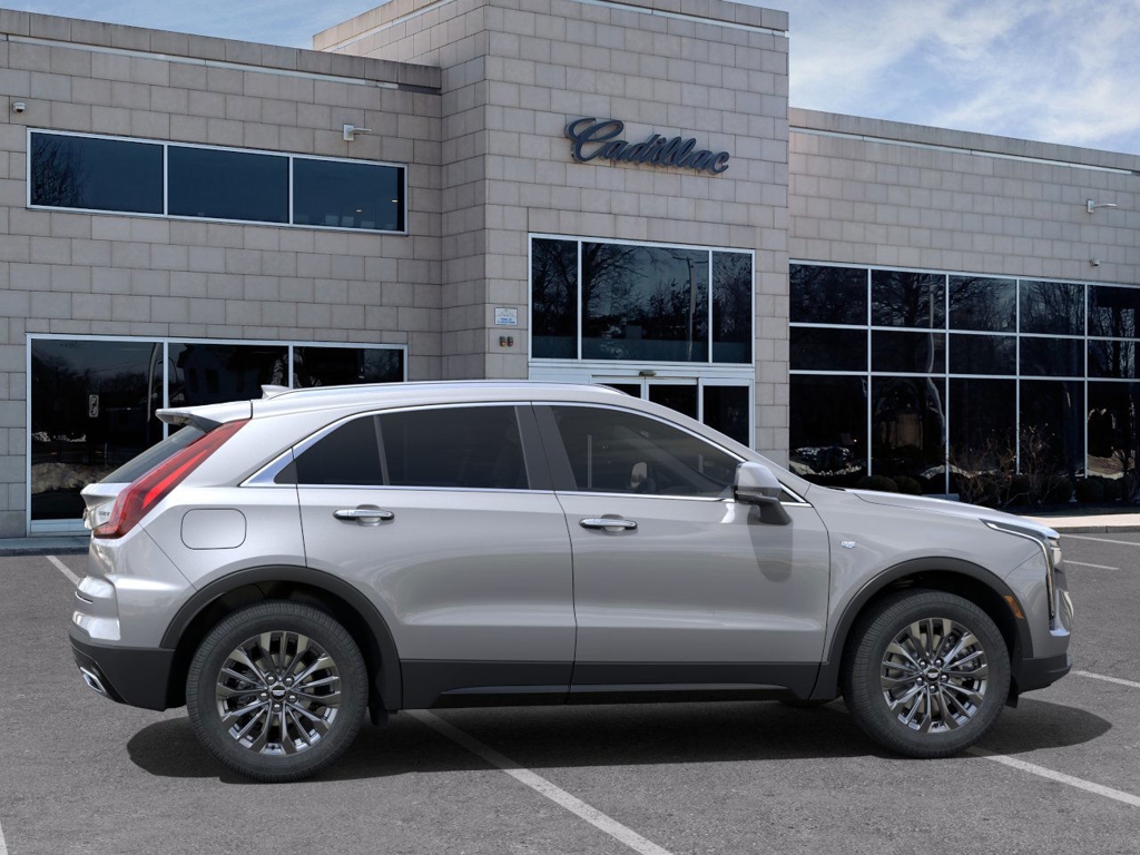 2025 Cadillac XT4 Premium Luxury 5