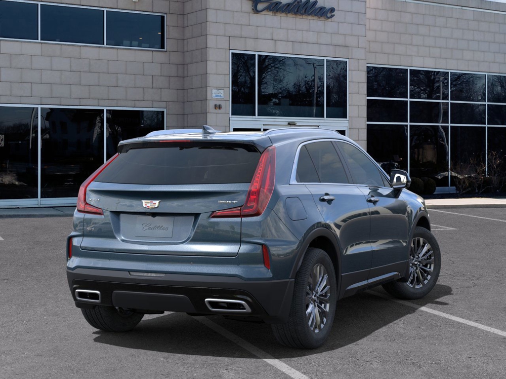 2025 Cadillac XT4 Premium Luxury 4