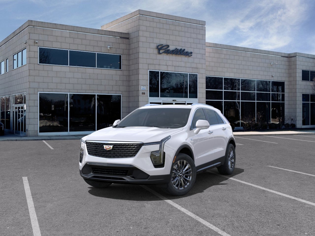 2025 Cadillac XT4 Premium Luxury 8