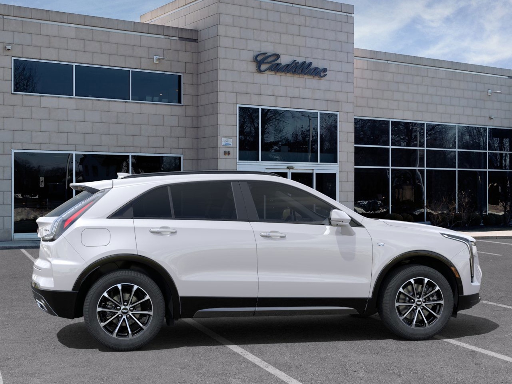 2025 Cadillac XT4 Sport 5