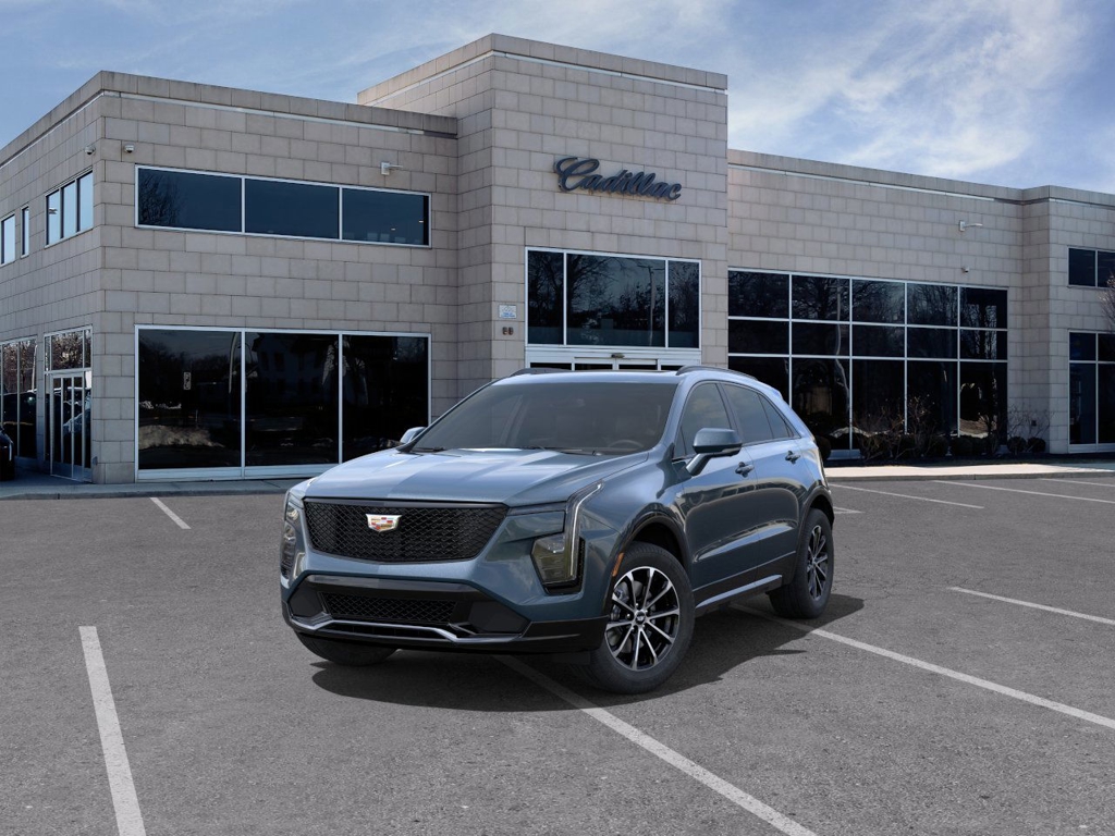 2025 Cadillac XT4 Sport 8