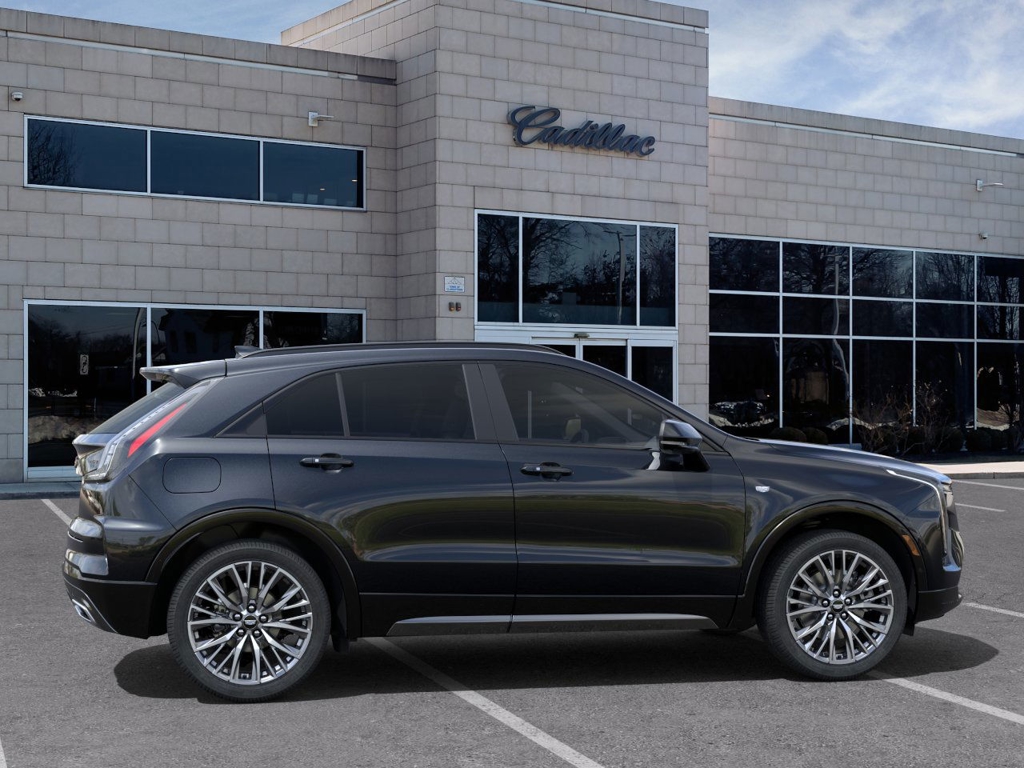 2025 Cadillac XT4 Sport 5