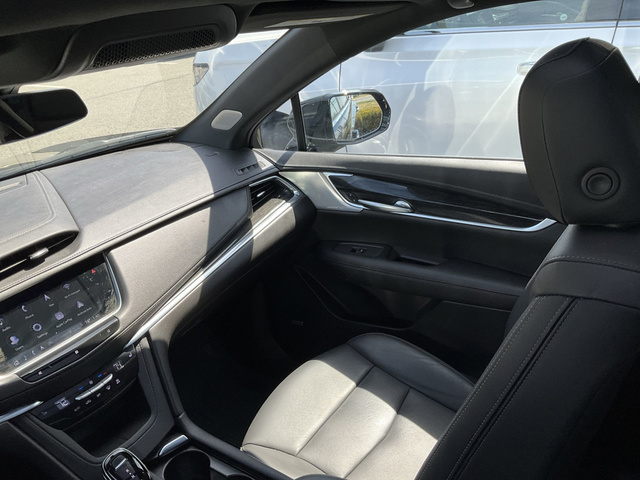 2021 Cadillac XT5 Premium Luxury 11