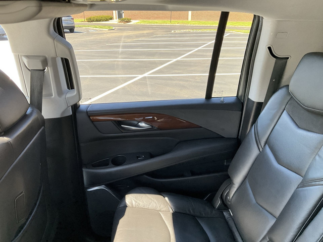 2019 Cadillac Escalade ESV Luxury 12