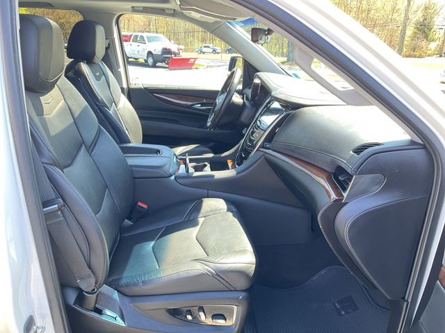 2019 Cadillac Escalade ESV Luxury 35