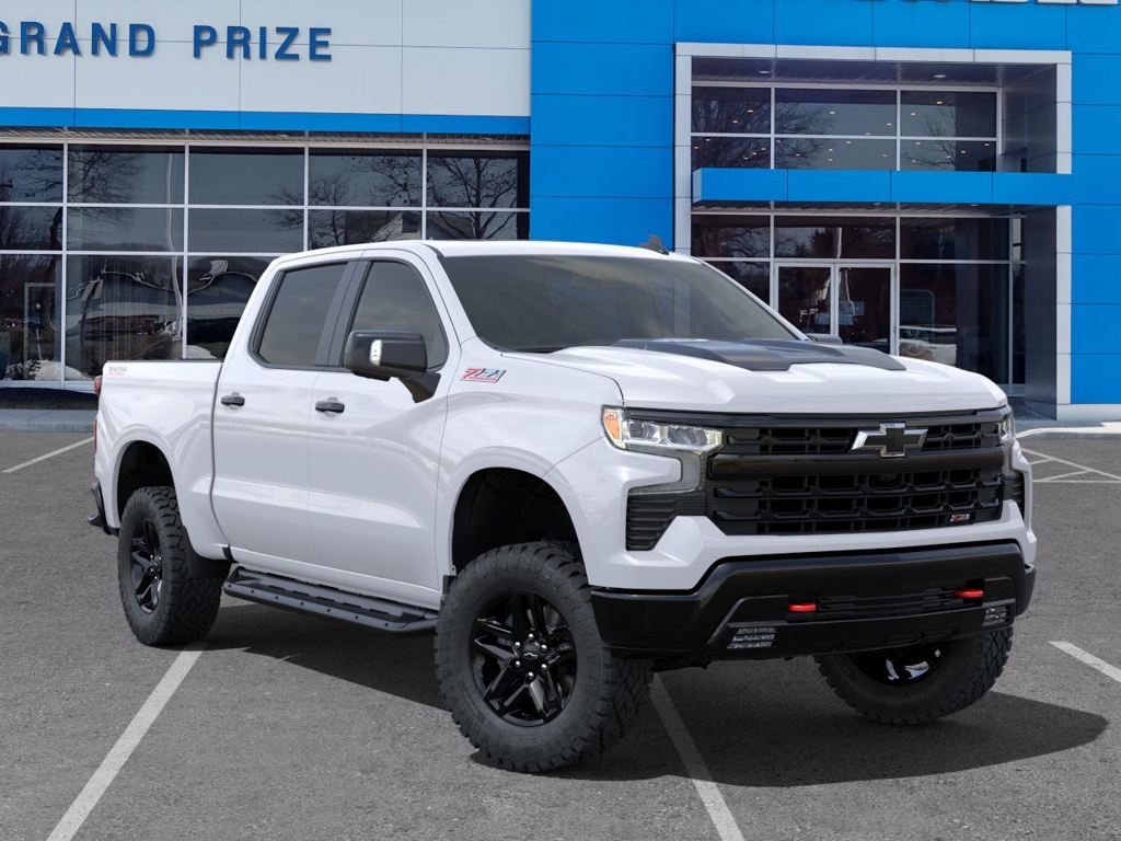 2024 Chevrolet Silverado 1500 LT Trail Boss 7