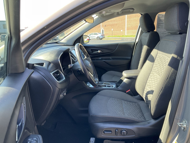 2018 Chevrolet Equinox LT 19