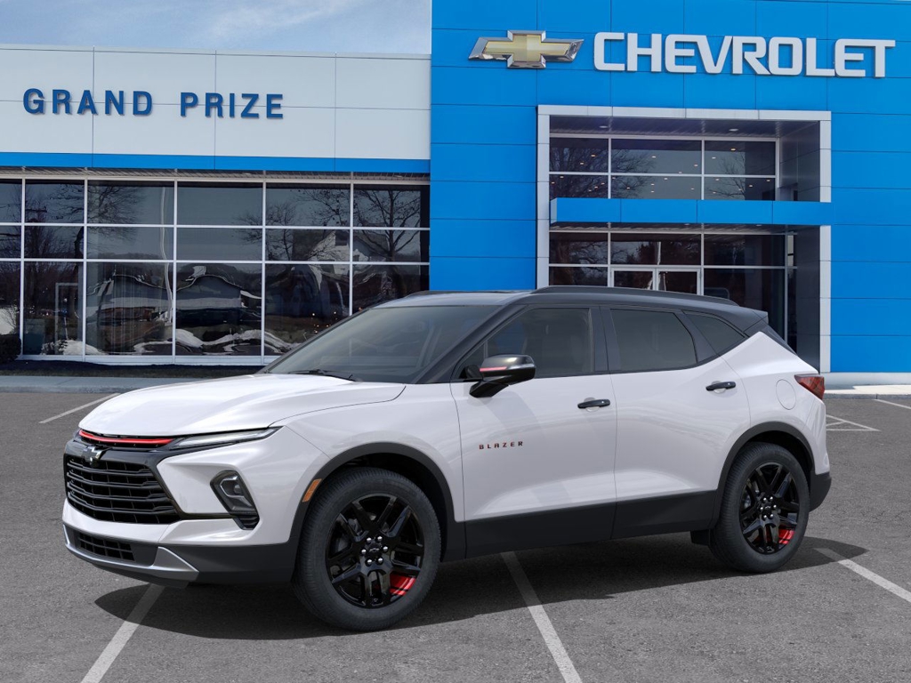 2025 Chevrolet Blazer LT photo