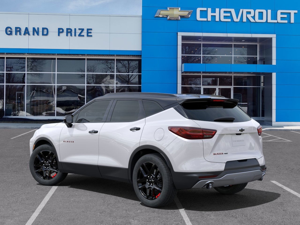 2025 Chevrolet Blazer LT photo