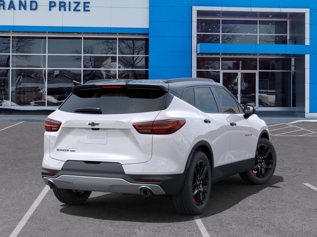 2025 Chevrolet Blazer LT photo