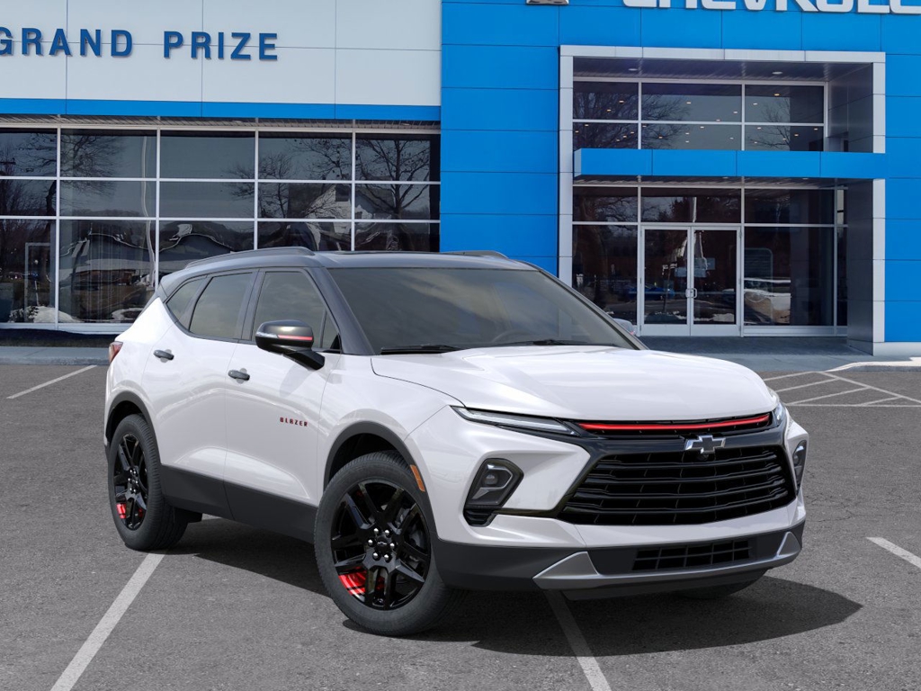 2025 Chevrolet Blazer LT photo