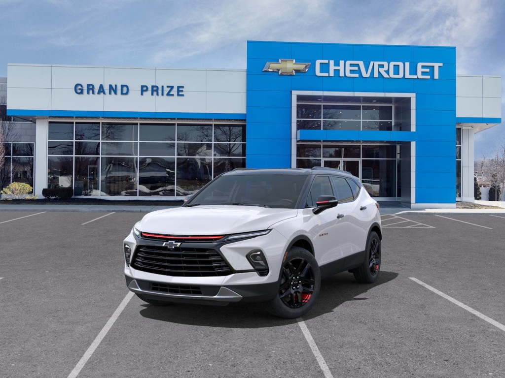 2025 Chevrolet Blazer LT photo