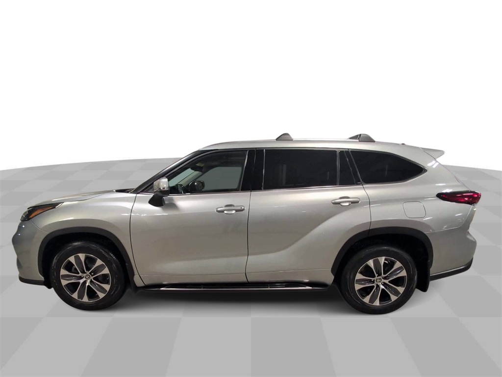 2021 Toyota Highlander XLE 5