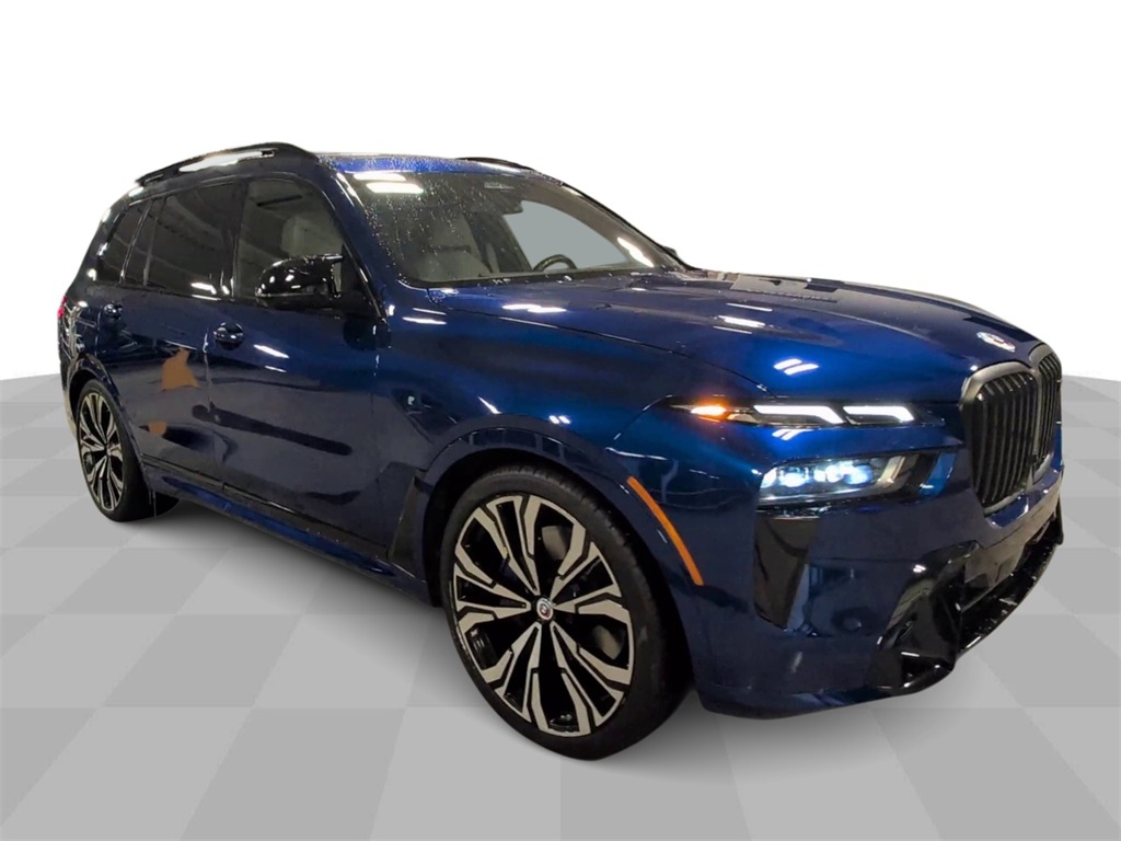 2023 BMW X7 M60i 2