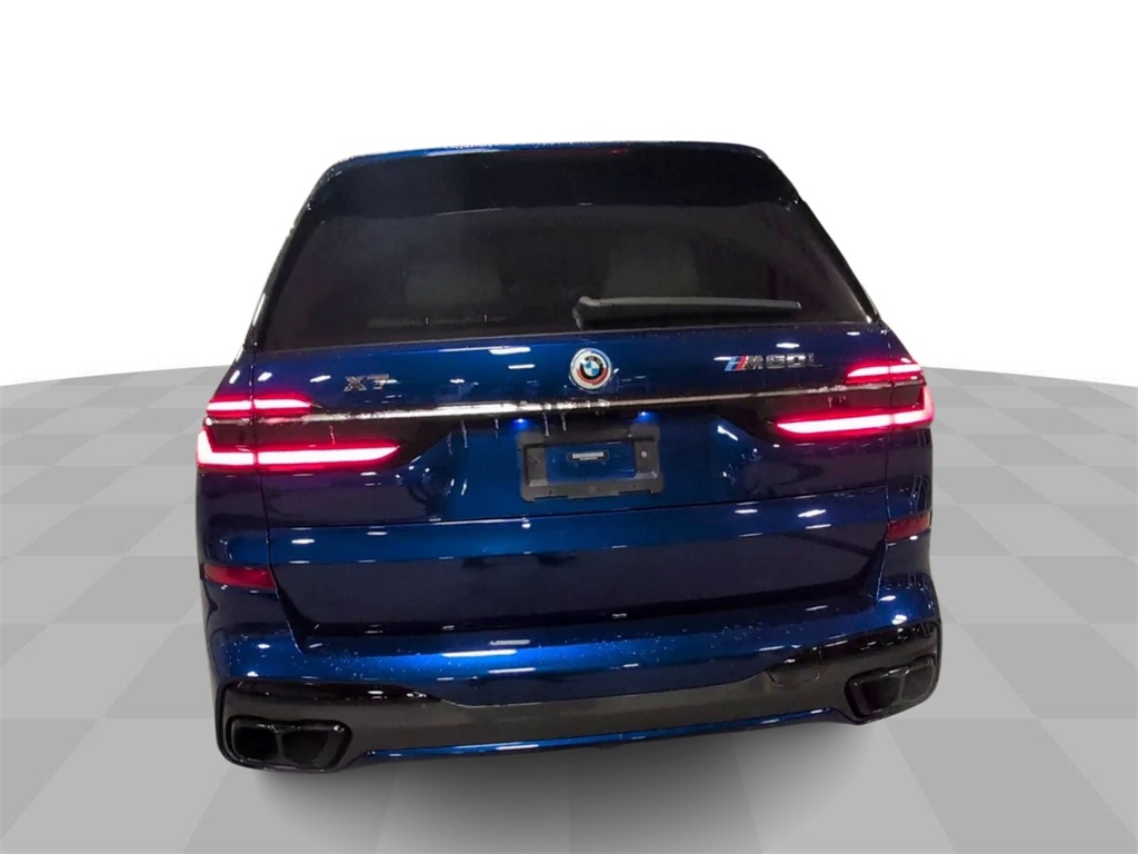 2023 BMW X7 M60i 7