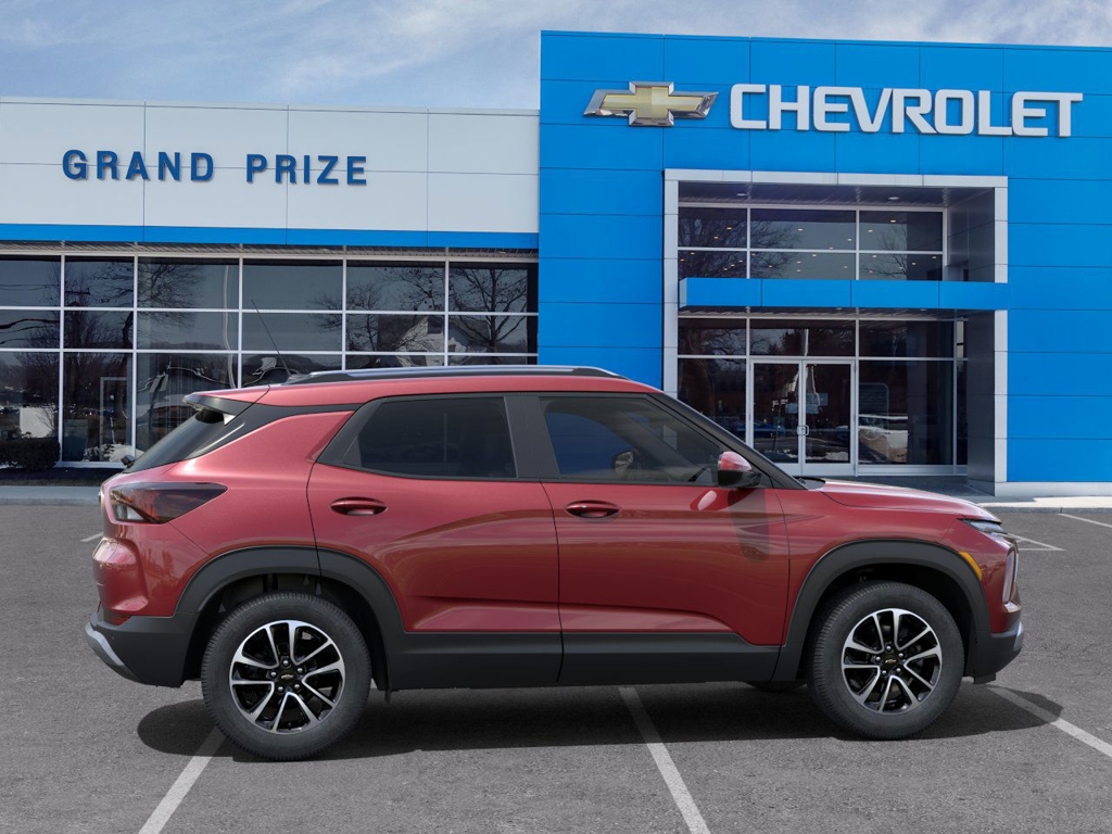 2025 Chevrolet Trailblazer LT photo