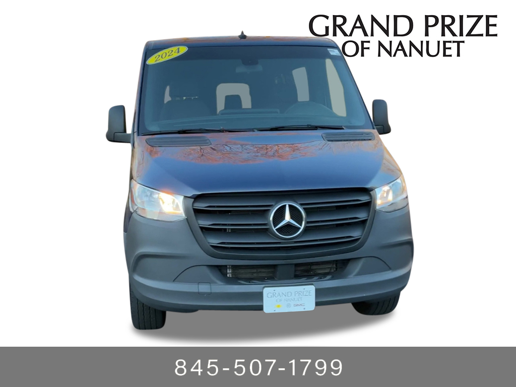 2024 Mercedes-Benz Sprinter Crew 144 WB 3