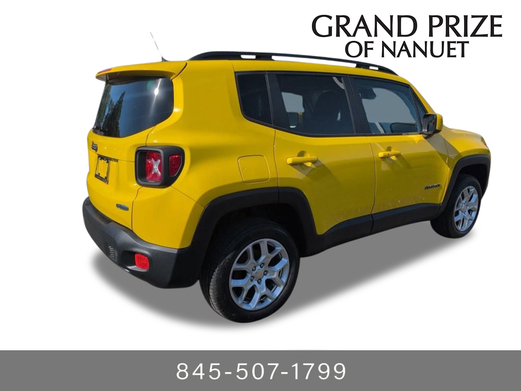 2017 Jeep Renegade Latitude photo