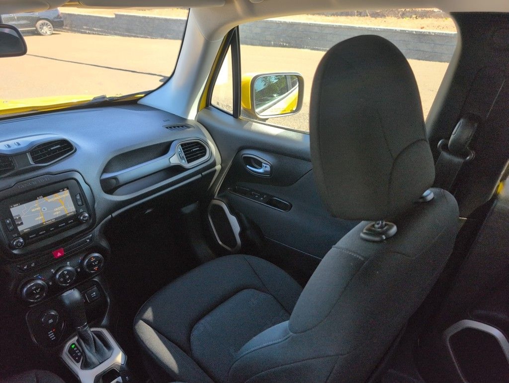 2017 Jeep Renegade Latitude photo