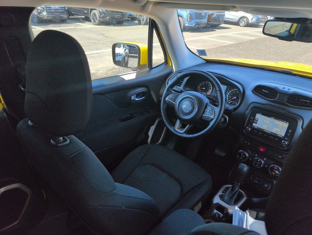 2017 Jeep Renegade Latitude photo