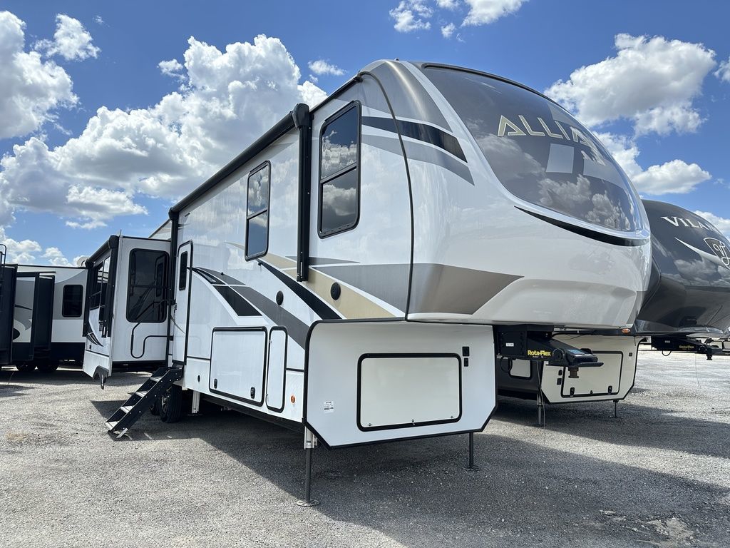 2021 Alliance RV Paradigm 340RL 2