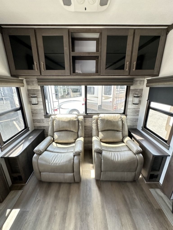 2021 Alliance RV Paradigm 340RL 12