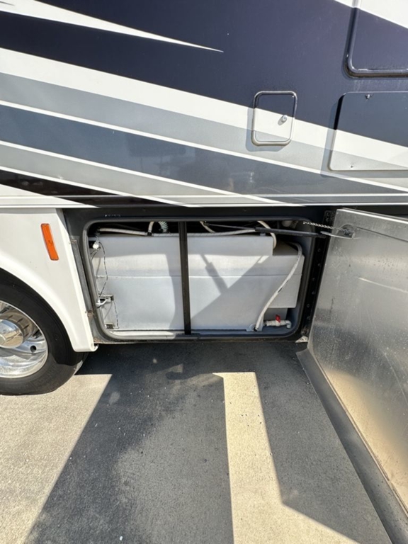 2017 Tiffin Motorhomes Allegro 32 SA 12