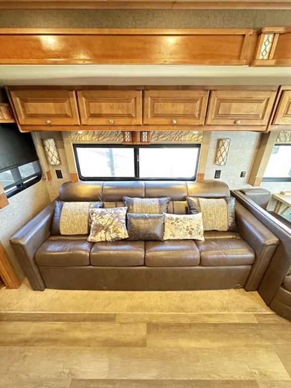 2017 Tiffin Motorhomes Allegro 32 SA 20