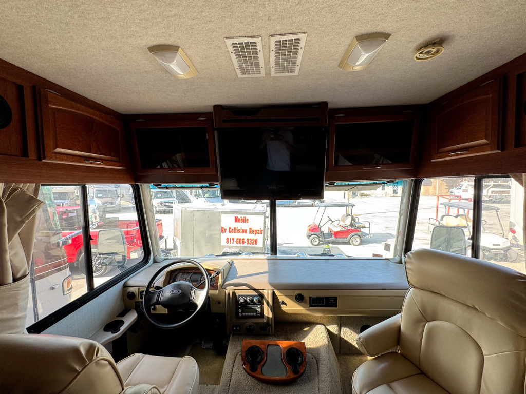 2008 Fleetwood 34G  7