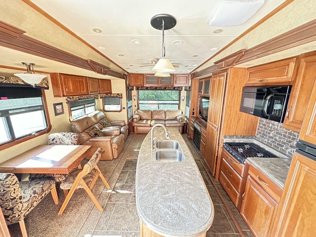 2013 Crossroads Redwood 36FB  7