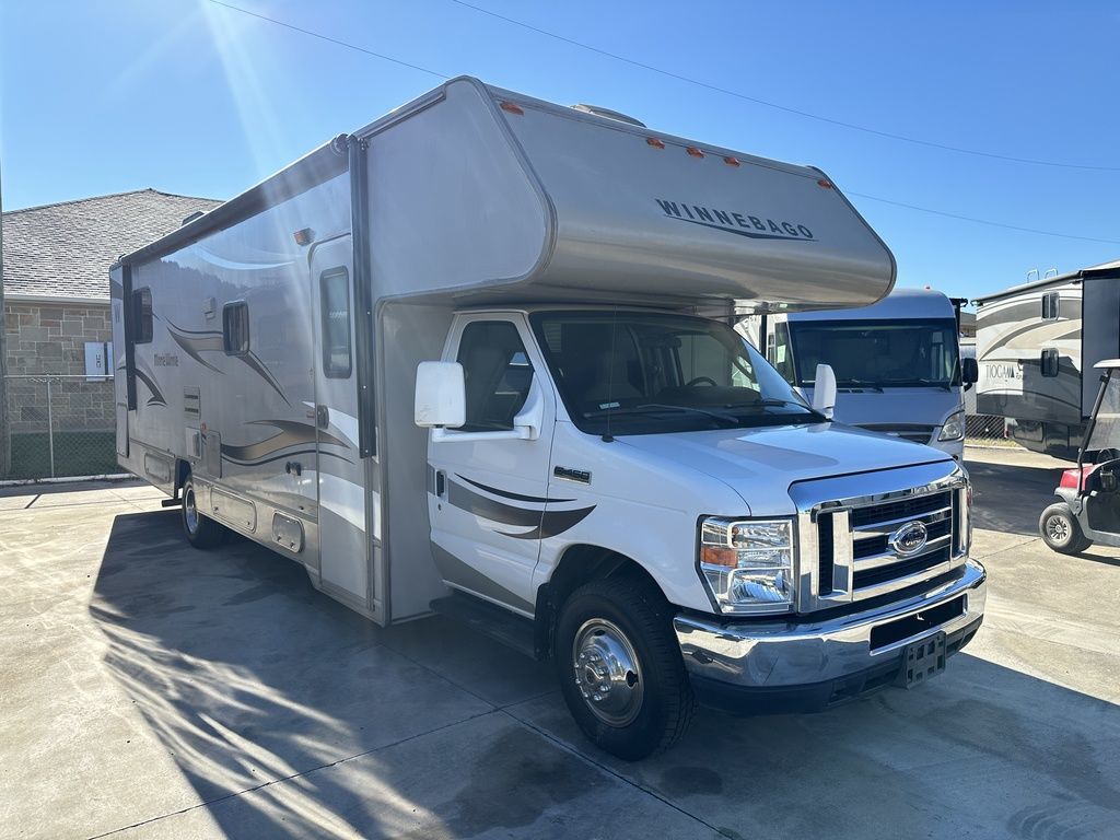 2014 Winnebago Minnie Winnie 31K 2