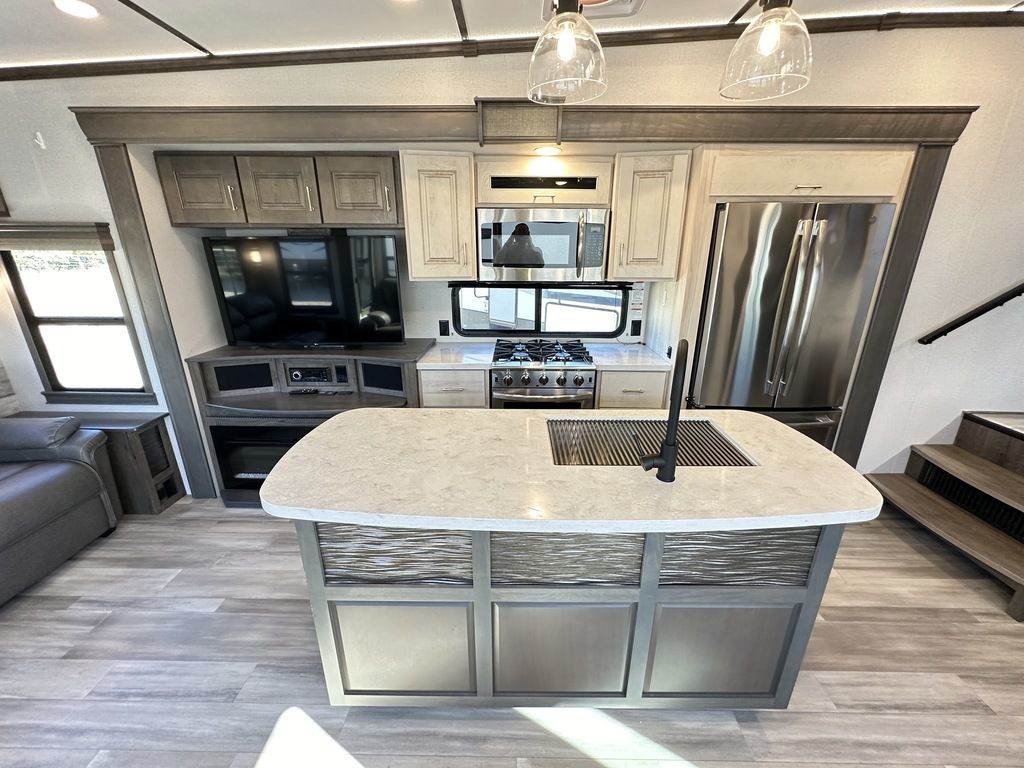 2021 Alliance RV Paradigm 340RL 12