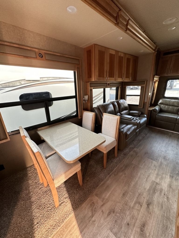 2018 Vanleigh RV Vilano The 365 RL 13