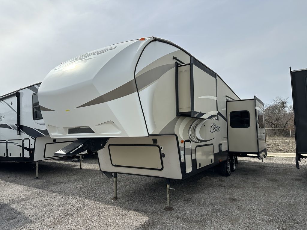 2017 Keystone Cougar Half-Ton 281RDIWE 2