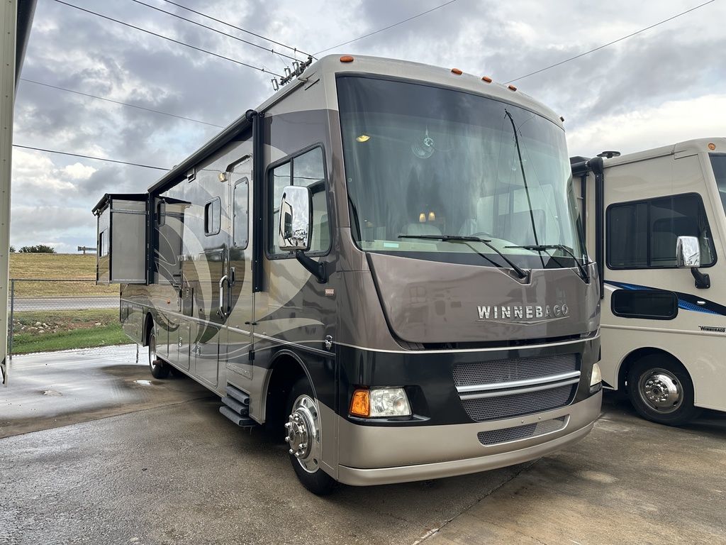 2014 Winnebago Vista 35F 2