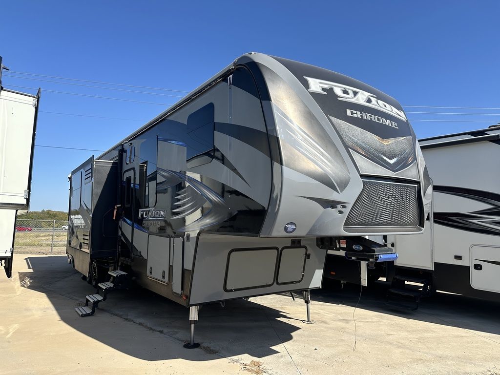 2017 Keystone Fuzion 414 2