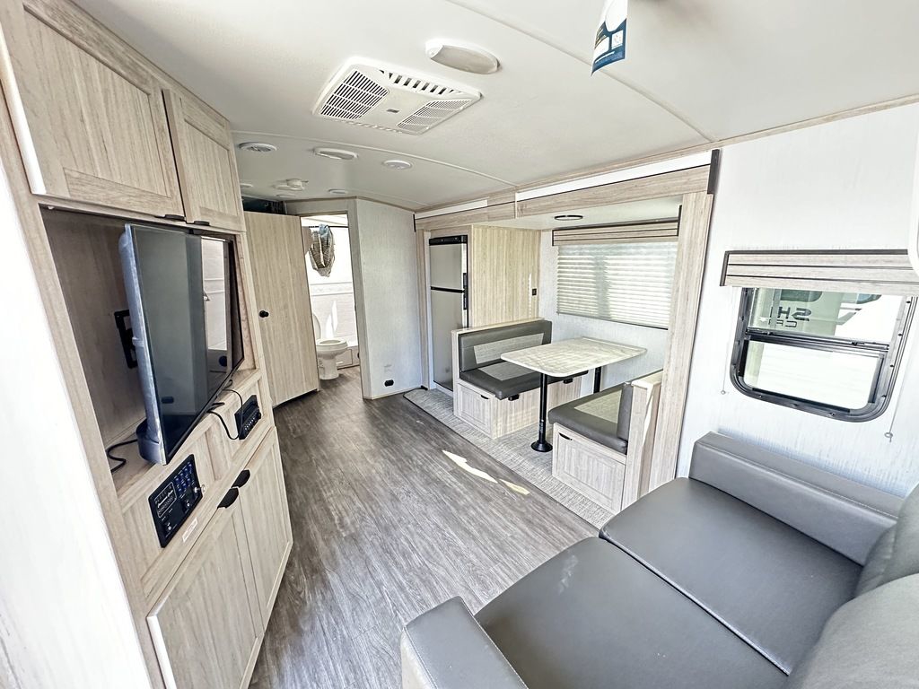 2022 Cruiser RV Shadow Cruiser 259BHS  4