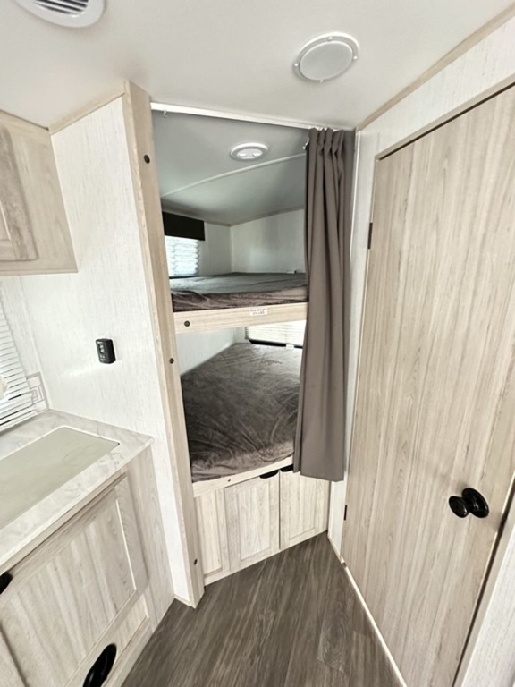 2022 Cruiser RV Shadow Cruiser 259BHS  10